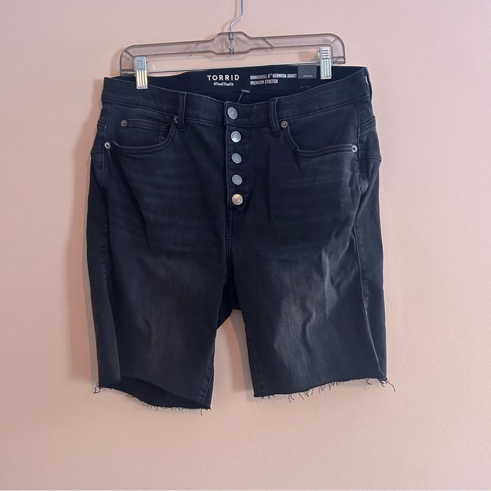 Torrid Black button fly high rise Denim Shorts cut off Bermuda